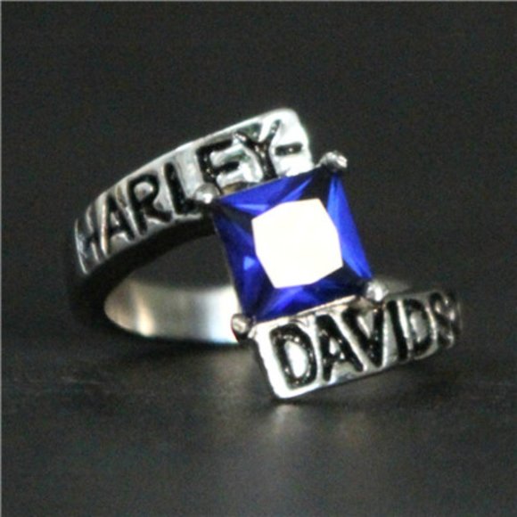 Harley-Davidson Jewelry - Limited! 🌸💐HD Sapphire Like Stone Rings